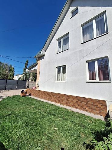 Продажа коттеджей и домов: Продается 2-уровневый мансардный дом 📍 Район: ж/м Колмо 🏠 Площадь — 18