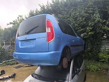 car: ŠKODA ROOMSTER 2008. GOD. - KOMPLETAN AUTO U DELOVIMA | Skoda — 3