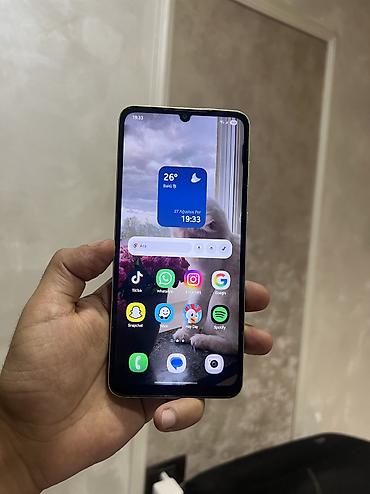 s21fe samsung: Samsung Galaxy A05, 64 GB, rəng - Yaşıl, Sensor, Face ID — 6