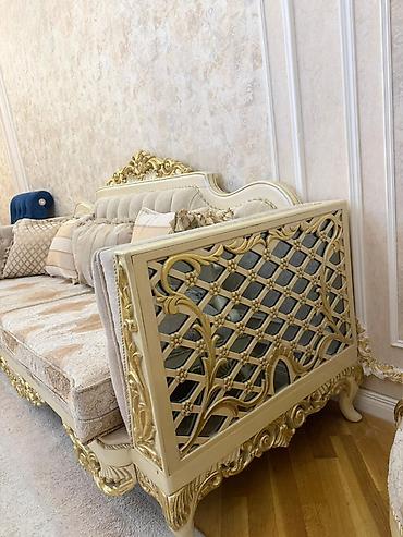 Divan və kreslo dəstləri: Klassik divan, Divan — 1