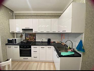 silver kitchen: Кухонный гарнитур угловой, современный стиль - Фасады: глянцевые — 1
