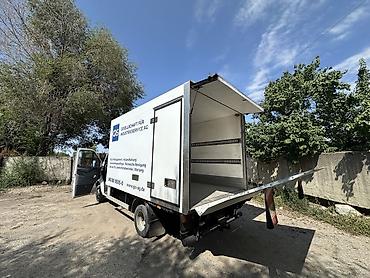 ск шерой: Mercedes-Benz Спринтер: 2004 г., 2.2 л, Механика, Дизель, Фургон — 5