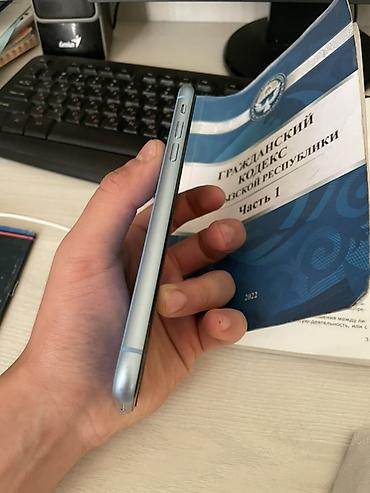фото можно: IPhone XR, 64 ГБ, голубой Характеристики и детали: - Модель: iPhone — 2