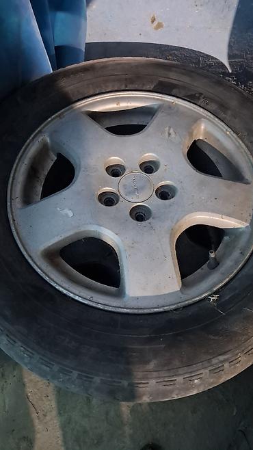 Колеса в сборе 205 / 65 / R 15, Лето, Б/у, 1 шт, Легковые, Литые, отверстий - 5