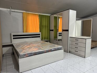 Спальные гарнитуры: Спальный гарнитур, Новый, Двуспальная кровать, Комод, Трюмо, Другая страна производитель, ДСП, Бесплатная доставка, Платная доставка, Самовывоз — 3