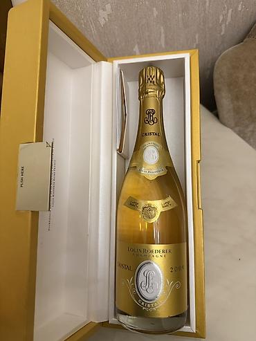 20 l su: Louis Roederer Cristal 2009 şampanı, xüsusi hədiyyə qutusunda təqdim — 5
