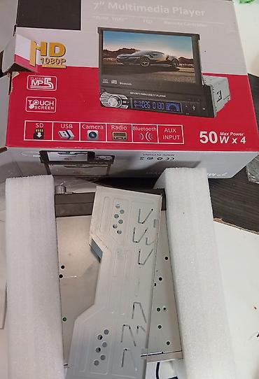 mini bar za pice: Auto multimedija 1-DIN sa izvlačnim 7" touch TFT LCD ekranom Ključne — 2
