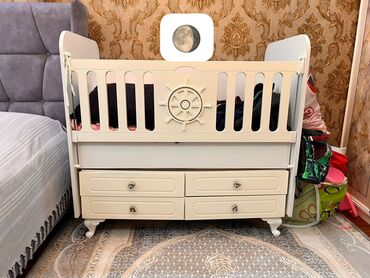 yun doşek: Oğlan və qız üçün, İşlənmiş, Beşik, Matras ilə