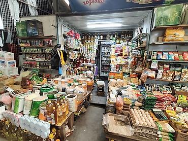 мини вагон: Продаётся контейнер с продуктами в городе Кара-Балта. В продаже — 2