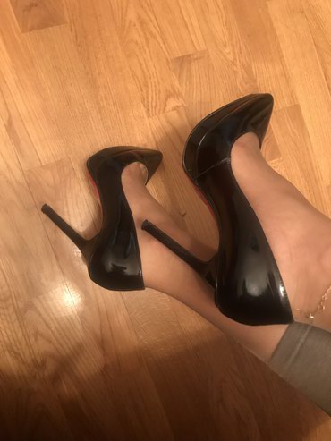 silikon əlavəli ayaqqabılar: Tufli Christian Louboutin A klass replika (premium) 38 razmer,120 azn