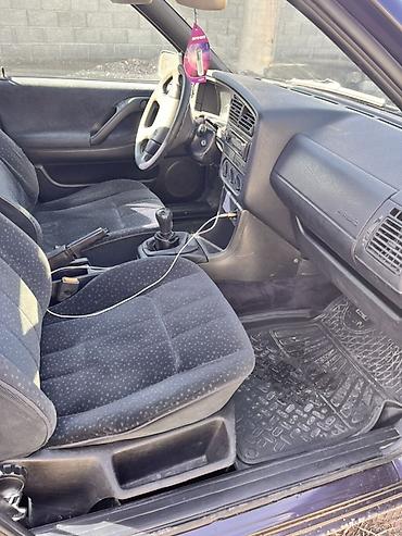 Volkswagen: Volkswagen Passat: 1995 г., 1.8 л, Механика, Бензин, Седан — 10