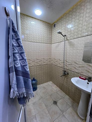 naxcivan ev: 3 nəfər xanim qalır otağin 1 i addelni verilib paylaşılmayib temizkar — 5