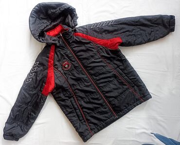 Верхняя одежда: Куртка весна/осеньHummel 140размер Продаю куртку для мальчика от