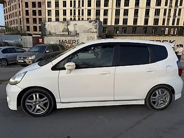 бачок на фит: Honda Fit: 2002 г., 1.3 л, Автомат, Бензин, Хэтчбэк — 4