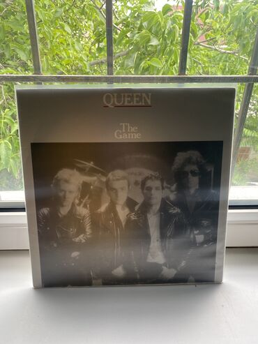 пластинки музыкальные: Виниловая пластинка .Queen - The Game