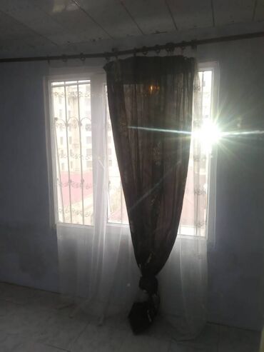 Uzunmüddətli kirayə mənzillər: Gənclik metrosunun yaxınlığında (Qızılğül restoranın yanı) 5 mertebəli — 9