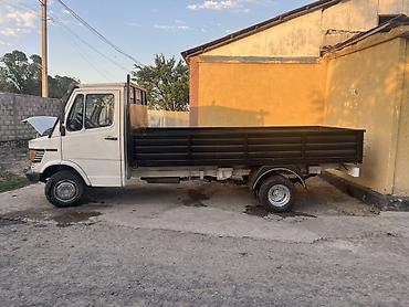 Транспорт: Легкий грузовик, Mercedes-Benz, Стандарт, 3 т, Б/у — 2