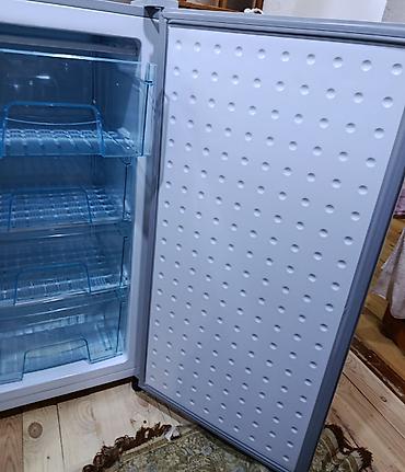 soyuducu ət ucun: Azzerra dondurucu – şaquli tip, gümüşü rəngdə gövdə. Xüsusiyyətlər: - — 4
