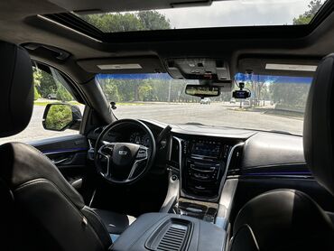 Cadillac: Cadillac Escalade: 2018 г., 6.2 л, Автомат, Бензин, Внедорожник at lalafo.kg — 9 Cadillac: Cadillac Escalade: 2018 г., 6.2 л, Автомат, Бензин, Внедорожник — 9