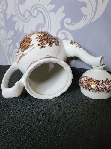 Čajnici: Bokal engleski Royal Rudor Ware iz 70ih. Bokal rucno graviran pa na lalafo.rs — 9 Čajnici: Bokal engleski Royal Rudor Ware iz 70ih. Bokal rucno graviran pa — 9