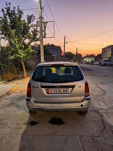 кун на юто: Ford Focus: 2005 г., 1.6 л, Механика, Бензин, Универсал — 3
