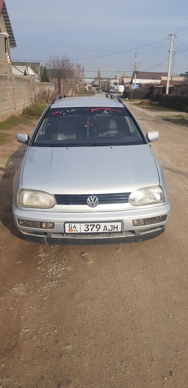 Volkswagen: Volkswagen Golf: 1998 г., 1.8 л, Механика, Бензин, Универсал