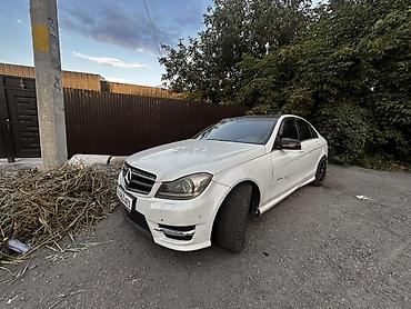 пол выкуп: Mercedes-Benz C-Class: 2010 г., 3.5 л, Автомат, Бензин, Седан — 2