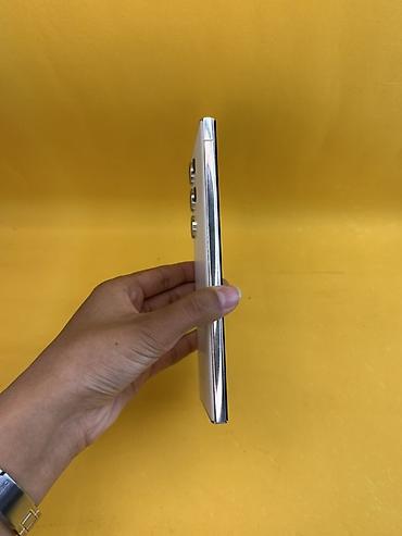 note 3: Samsung Galaxy S23 Ultra, Б/у, 256 ГБ, цвет - Бежевый, В рассрочку, 1 SIM — 4