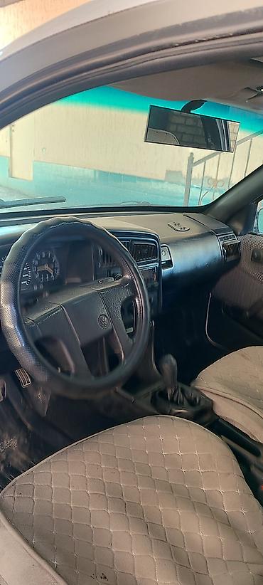 Продажа авто: Volkswagen Passat: 1992 г., 1.8 л, Механика, Бензин, Универсал — 7