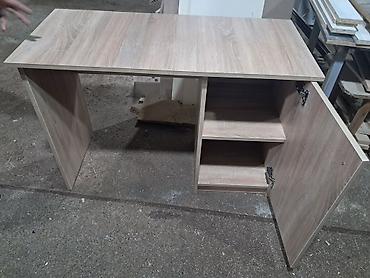 komputer setup: Düz masa, Stulsuz, Polkasız, Siyirməli, Sadə laminat — 10
