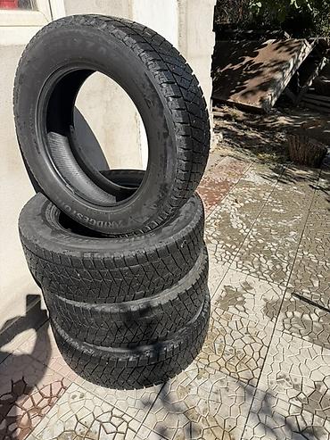 Шины: Зимние шины Bridgestone Blizzak 225/65/17 Почти новые - Комплект из 4 — 1