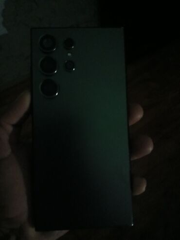 Poco: Samsung S25 Ultra, rəng - Boz