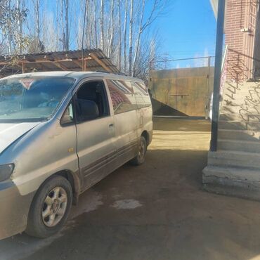 старекс 4вд: Hyundai Starex: 1994 г., 2.4 л, Механика, Дизель