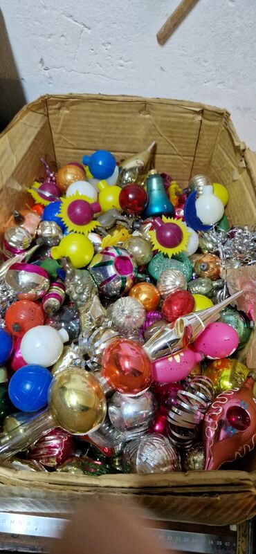 Yeni il oyuncaqları və bəzəkləri: Елочные игрушки стеклянные ссср и гдр маленкие по 2аз круглые по 3аз — 21
