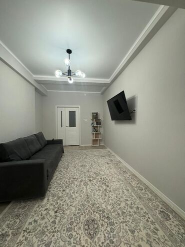 2 комнатные квартиры в бишкеке продажа: 2 комнаты, 61 м², Элитка, 1 этаж, Евроремонт