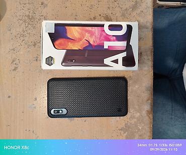 Mobil telefonlar: Samsung Galaxy A10, rəng - Qara — 2