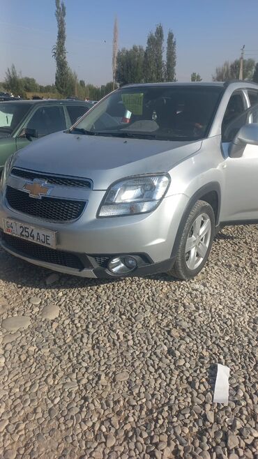 машина на ик: Chevrolet Orlando: 2012 г., 2 л, Типтроник, Дизель, Минивэн