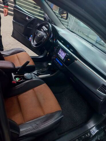 Avtomobil salonu üçün digər detallar: Toyota Corolla sedan – salon və təchizat - Rəng: qara salon — 1