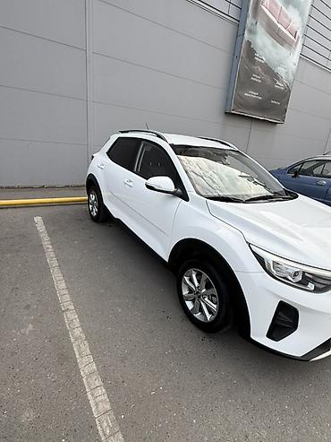 аренда авто чанган: Kia Stonic: 2018 г., 1.6 л, Автомат, Дизель, Кроссовер — 3