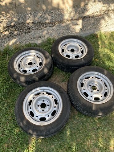 купить коврики резиновые в машину: Дөңгөлөктөр монтажда 185 / 70 / R 14, Комплект, Жеңил унаалар, Темир