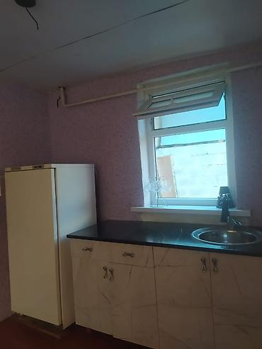 osh hostel: Сдаются 2 дома, можно посуточная, можно на долгий срок. Описание: - — 7