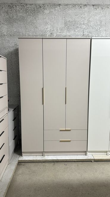 Шкафы для одежды: Шкаф для одежды, Новый, Прямой, ЛДСП — 10