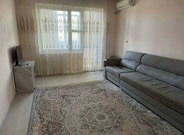 Долгосрочная аренда квартир: 1 комната, Агентство недвижимости, Без подселения, С мебелью частично