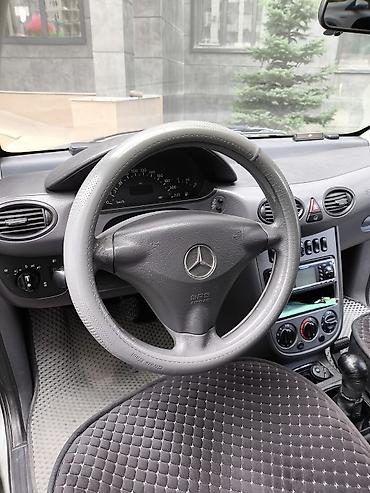Продажа авто: Mercedes-Benz A-Class: 2004 г., 1.7 л, Механика, Хэтчбэк — 3