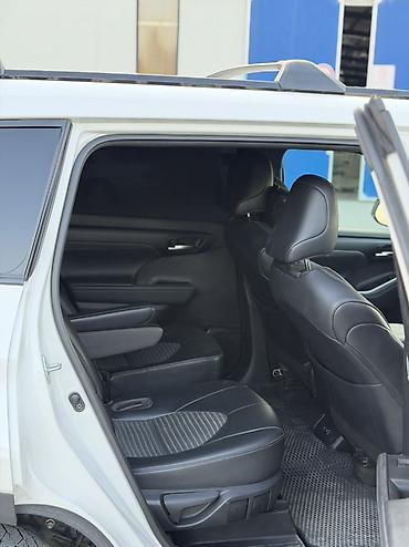m5 e60 v10: Toyota Highlander: 2020 г., 3.5 л, Автомат, Бензин, Кроссовер — 8