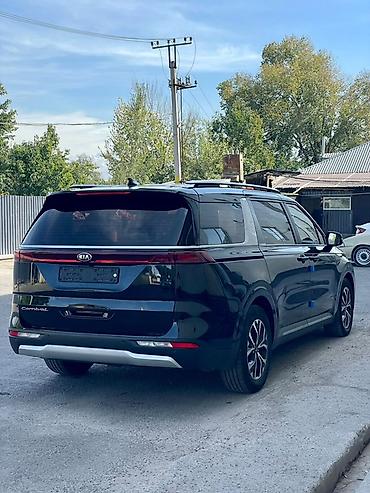9: Kia Carnival: 2021 г., 2.2 л, Автомат, Дизель, Минивэн — 5