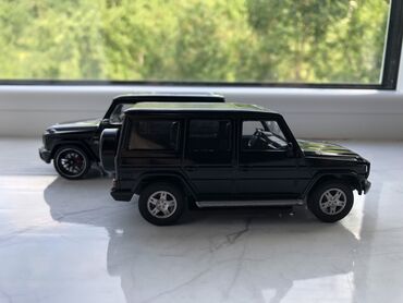 Avtomobil modelləri: Mercedes, 2025 il, 1:43, Dəmir, Rayonlara çatdırılma, Ödənişli çatdırılma — 8