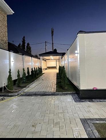 Продажа коттеджей и домов: 6 комнат и более, 340 м², 4 соток, Бишкек, Арча-Бешик ж/м Риэлтор — 2
