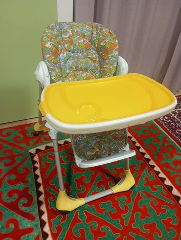Стульчики для кормления: Стульчик для кормления, Б/у, Chicco, Металл, Трансформер, Самовывоз