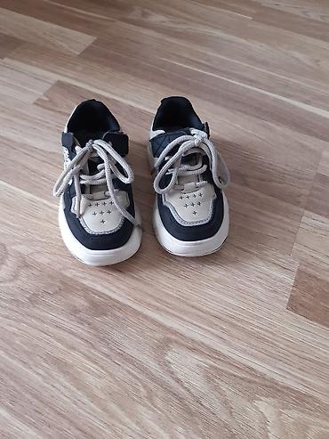 Uşaq dünyası: Uşaq ayaqqabısı. Unisex. 27 razmerdi — 4
